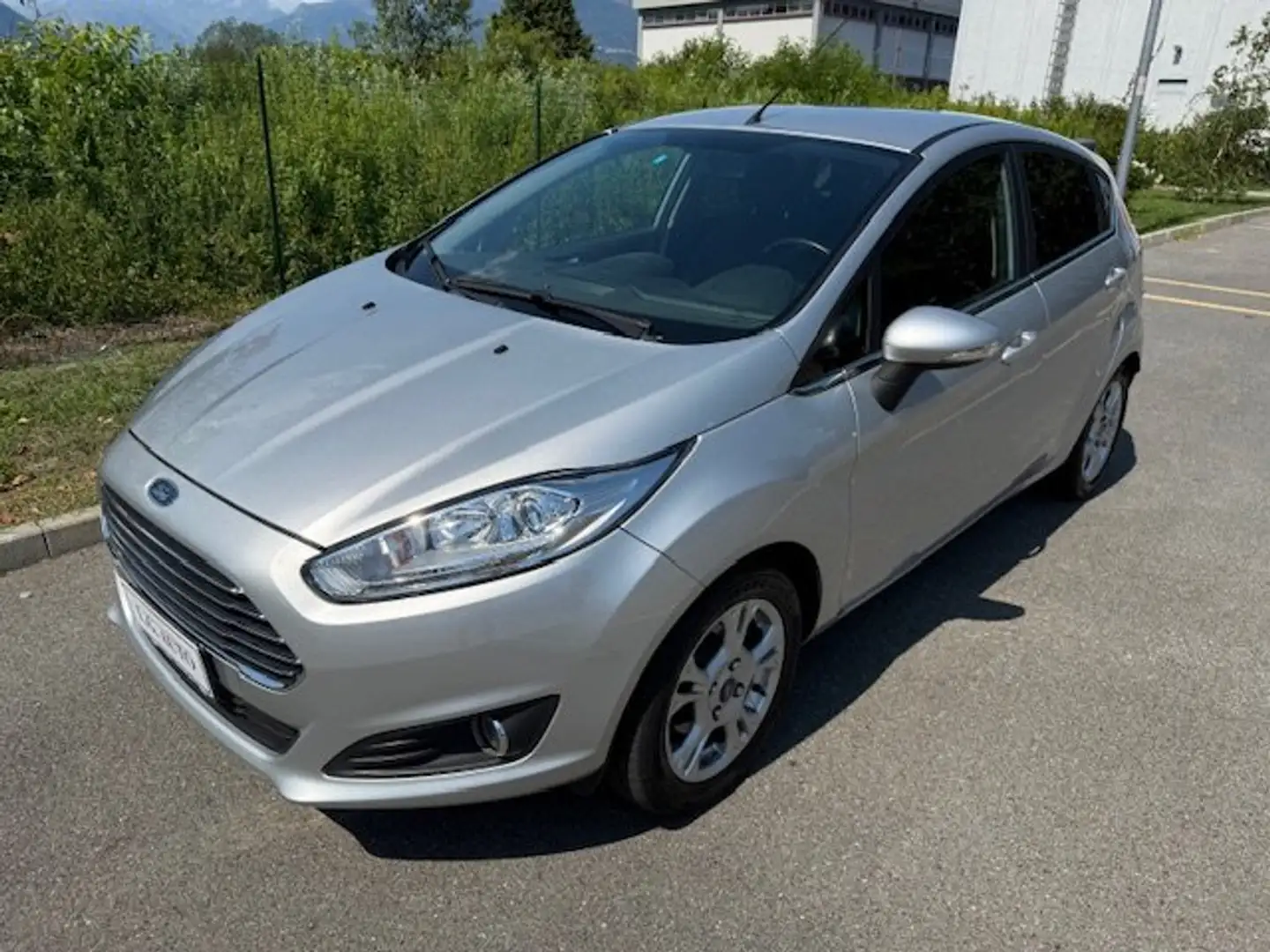 Ford Fiesta 5p 1.5 tdci Titanium 75cv E6 * COME NUOVA * Grigio - 2