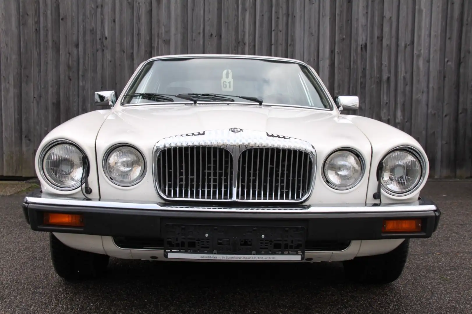 Jaguar Daimler Double Six Serie 3 mit 3 Jahren Garantie Weiß - 1