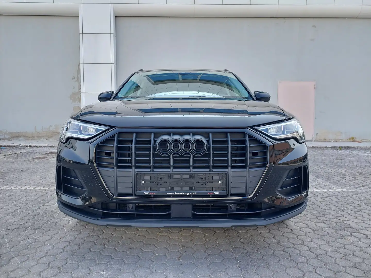 Audi Q3 S TRONIK NAVI LED KAMERA CERCHIO 18 Nero - 1