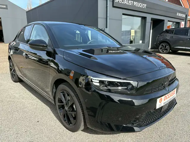 Opel Corsa GS 1.2 Benzine met heel veel opties !