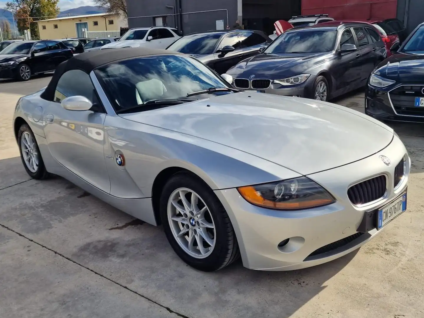 BMW Z4 Z4 E86  Roadster 2.5i DA VETRINA PARI AL NUOVO Silber - 1