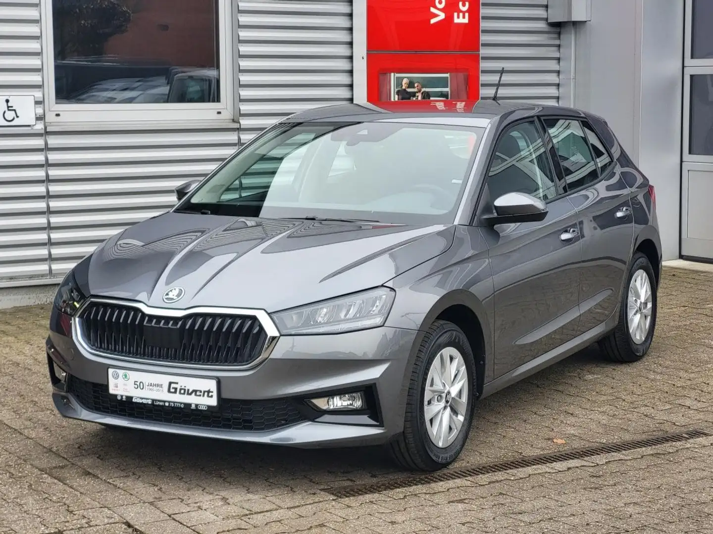 Skoda Fabia 1.0 TSI Selection PDC KLIMA SHZ KAMERA LED Grau - 1