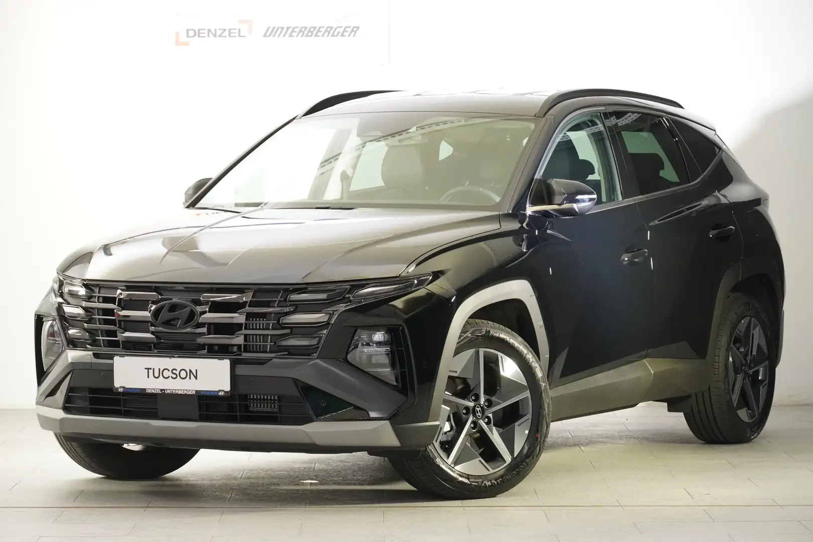Hyundai TUCSON NX4 GO Plus 1,6 T-GDi 2WD 48V Schwarz - 2