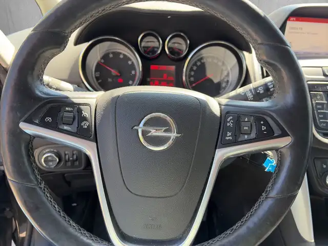 Opel Zafira view 10