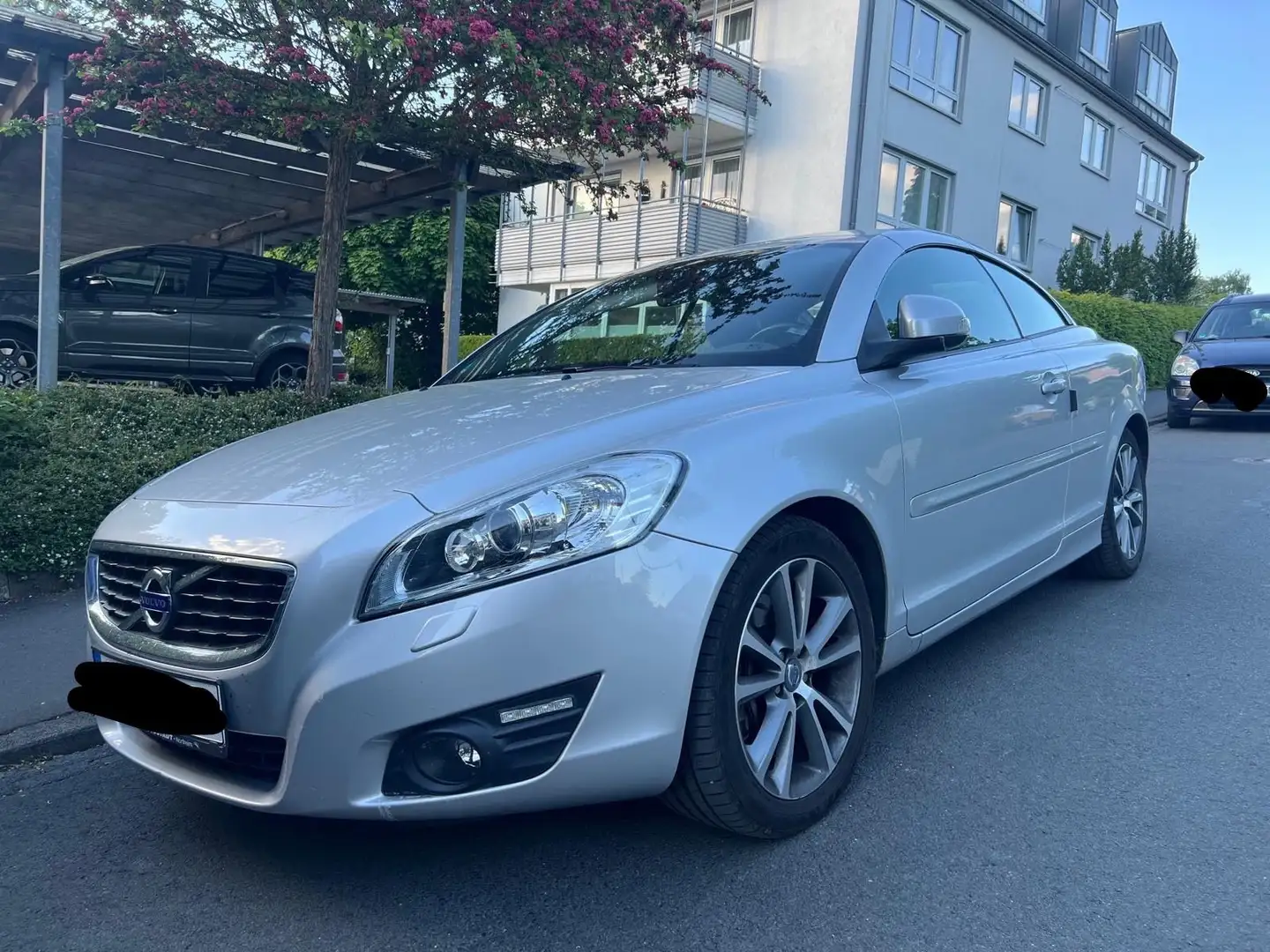 Volvo C70 2.0D Momentum 2. Hand Leder Stříbrná - 2