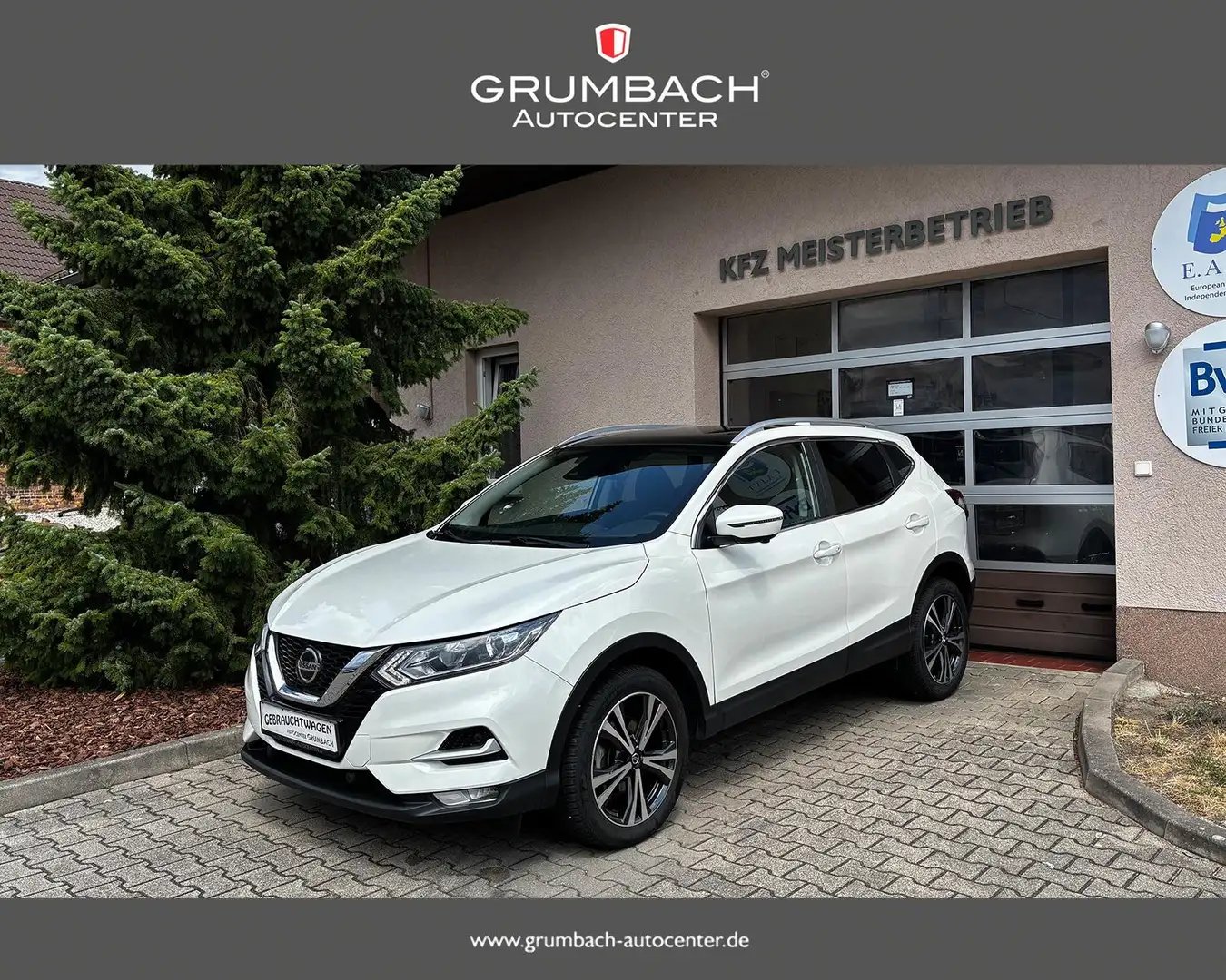 Nissan Qashqai 1.3 DIG-T DCT N-Connecta 4x2 Pano Design 18Zoll... White - 1