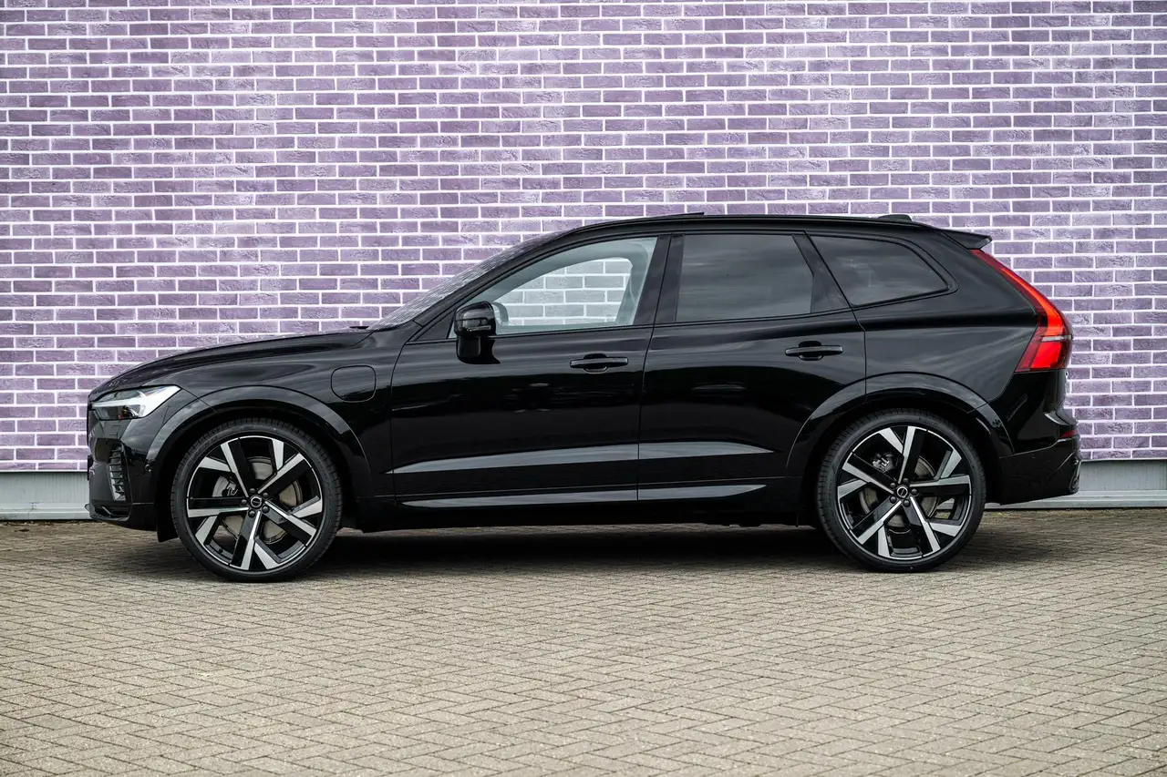 Volvo XC60 2026 — фото 9