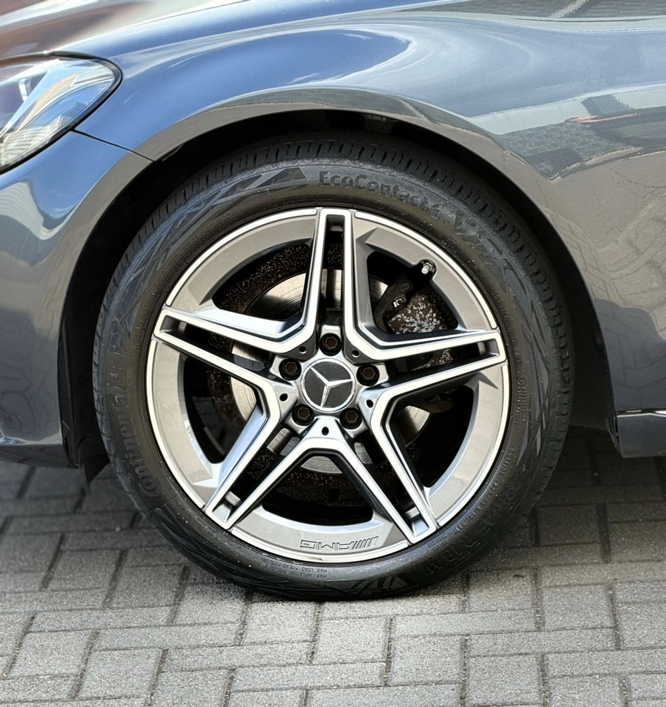 Mercedes-Benz C 180 *AMG*LED*NAVI*LEDER*TEMPOMAT*SITZHZ*PDC*18" — photo 7