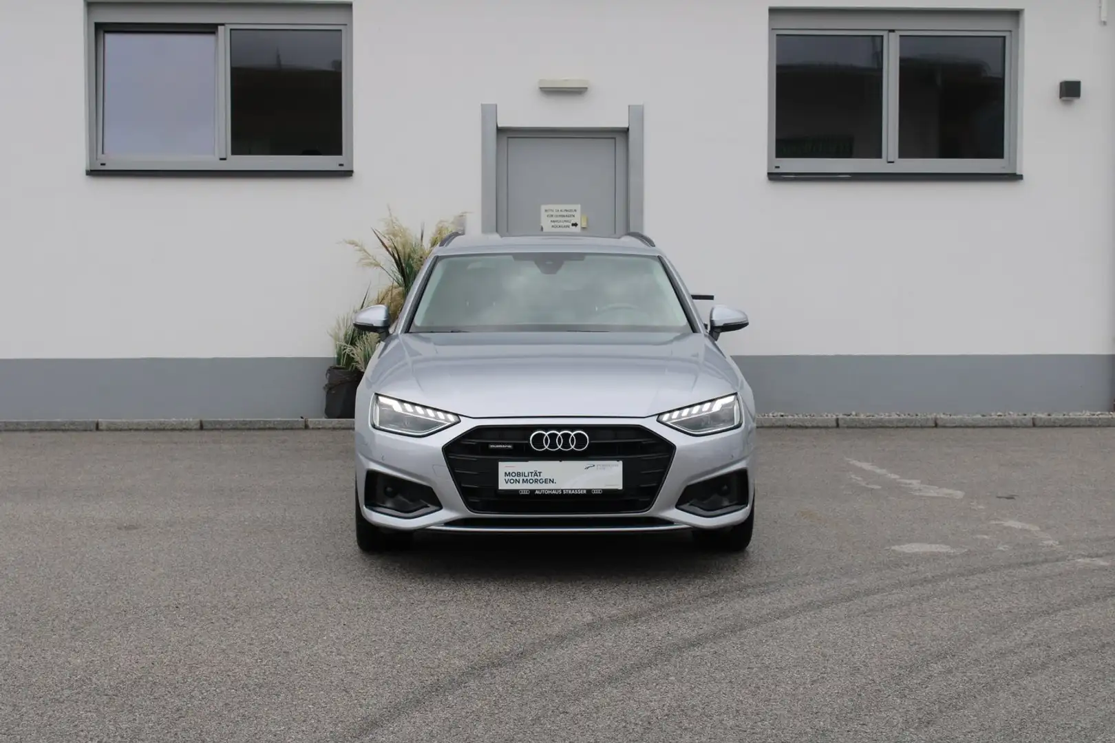 Audi A4 40 TDI advanced quattro Silber - 2