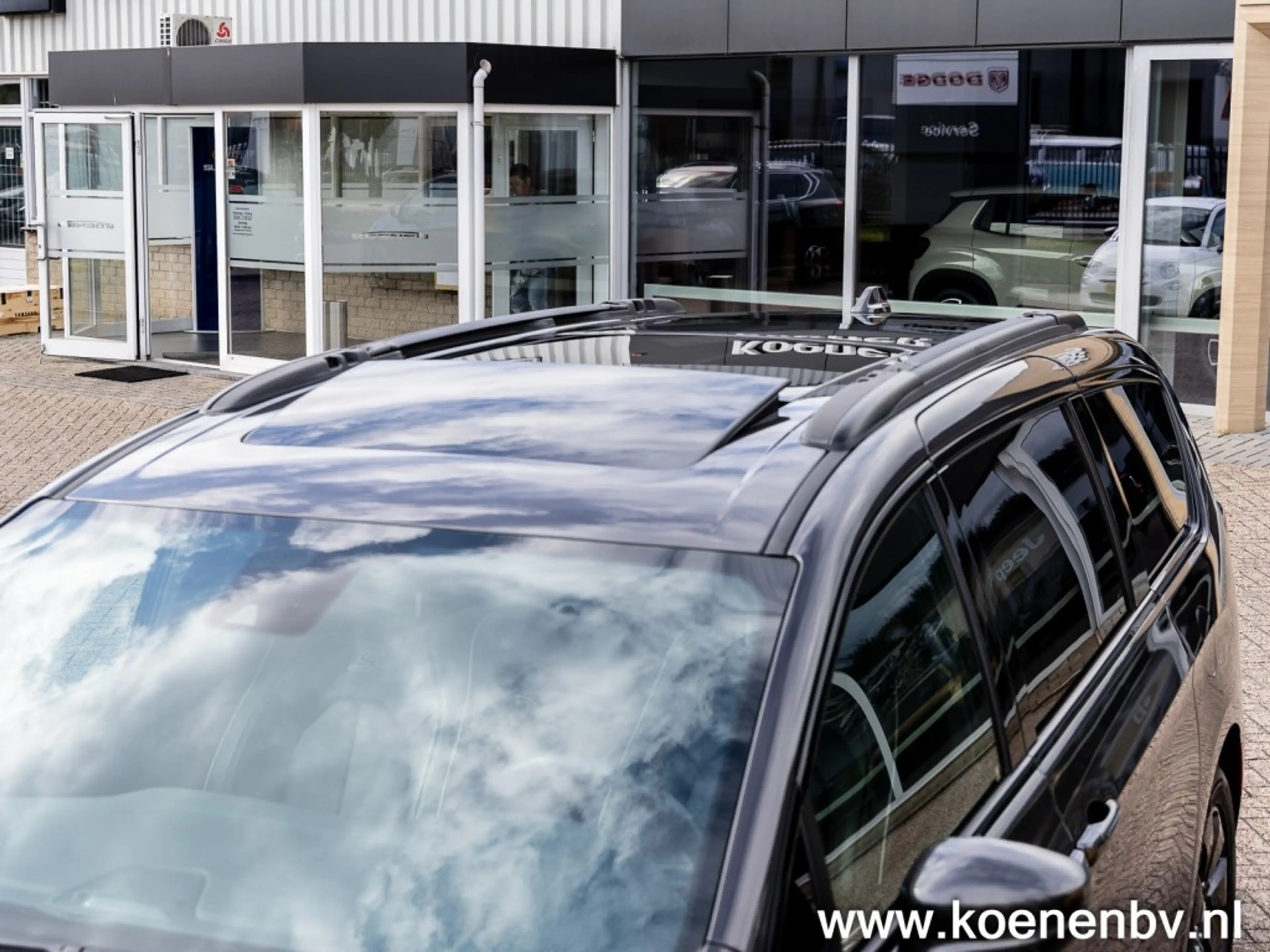 Chrysler Pacifica 3.6 V6 HYBRID Limited S PANO / LEER / 7 ZITS — photo 11