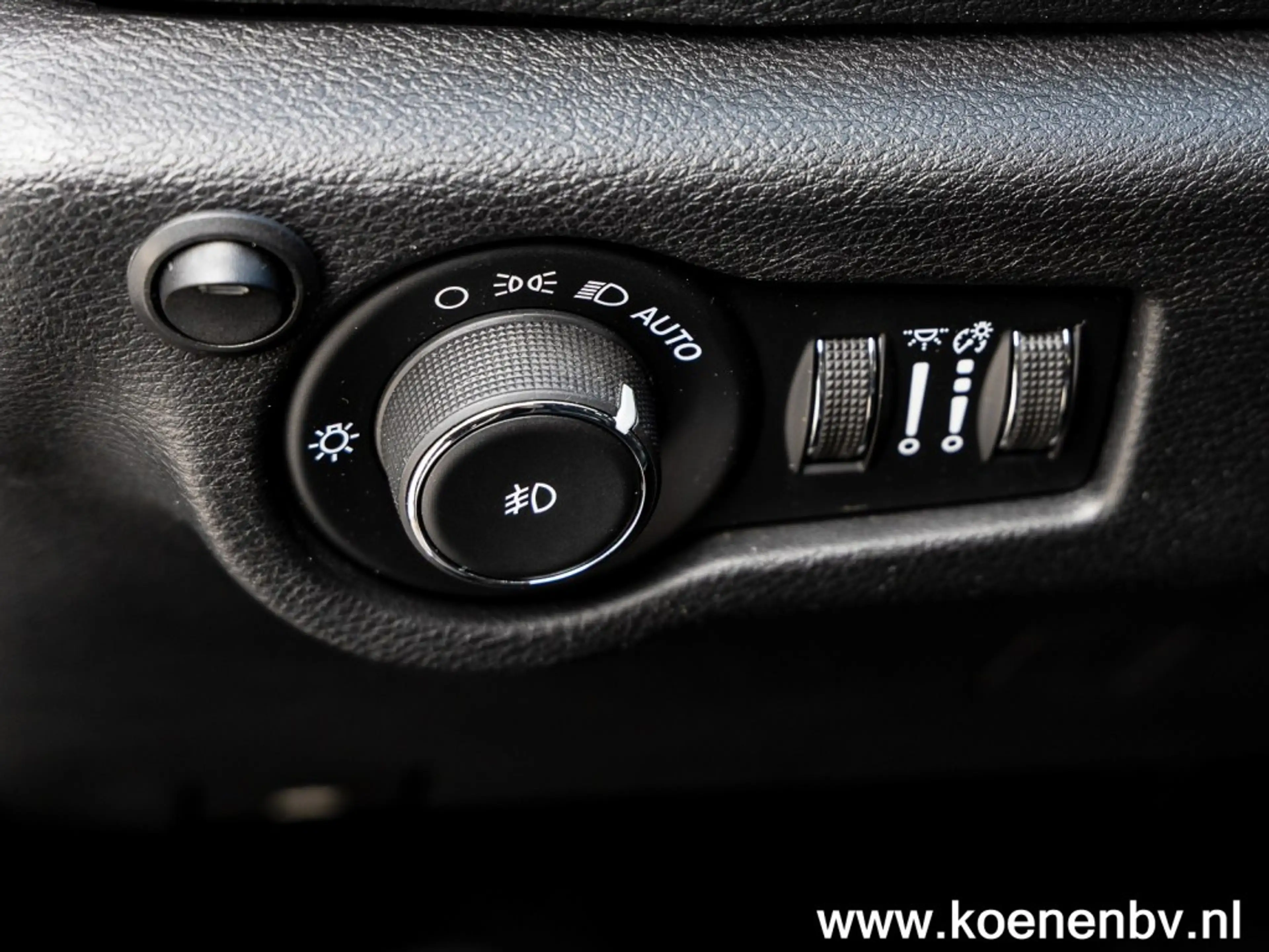 Chrysler Pacifica 3.6 V6 HYBRID Limited S PANO / LEER / 7 ZITS — photo 43