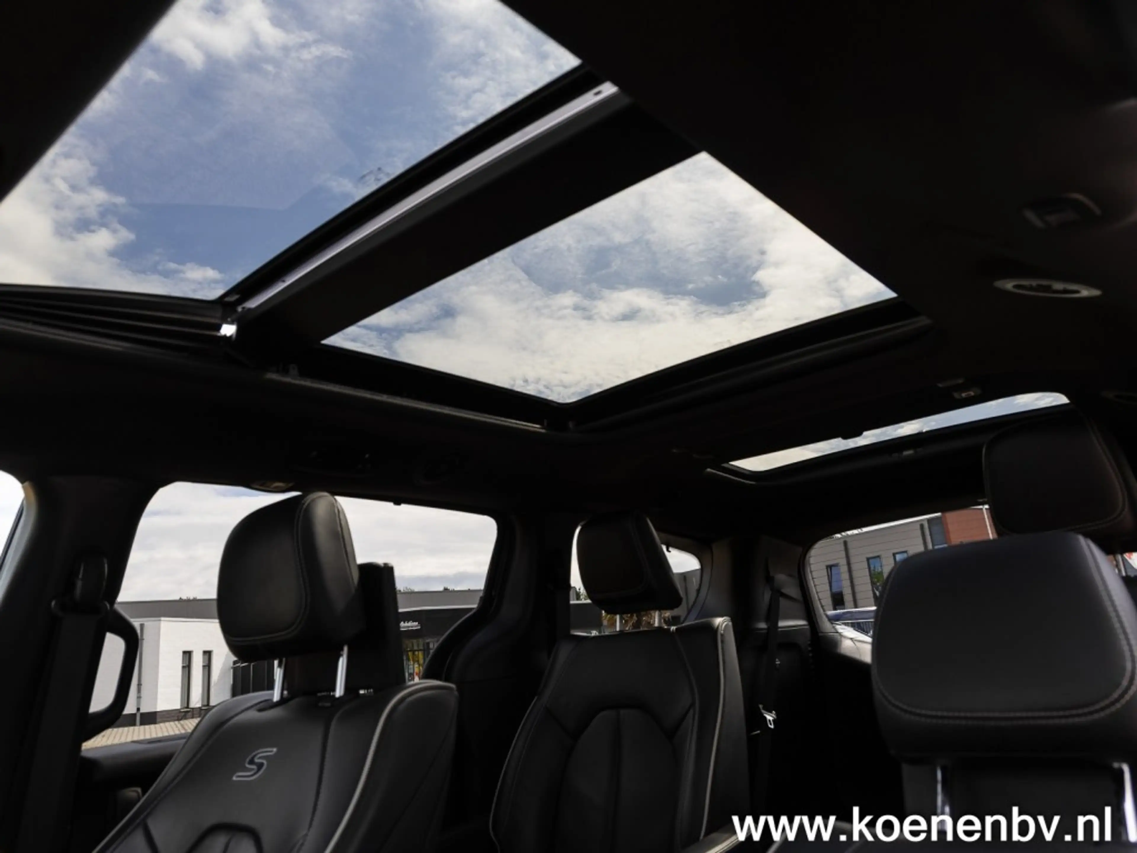 Chrysler Pacifica 3.6 V6 HYBRID Limited S PANO / LEER / 7 ZITS — photo 14