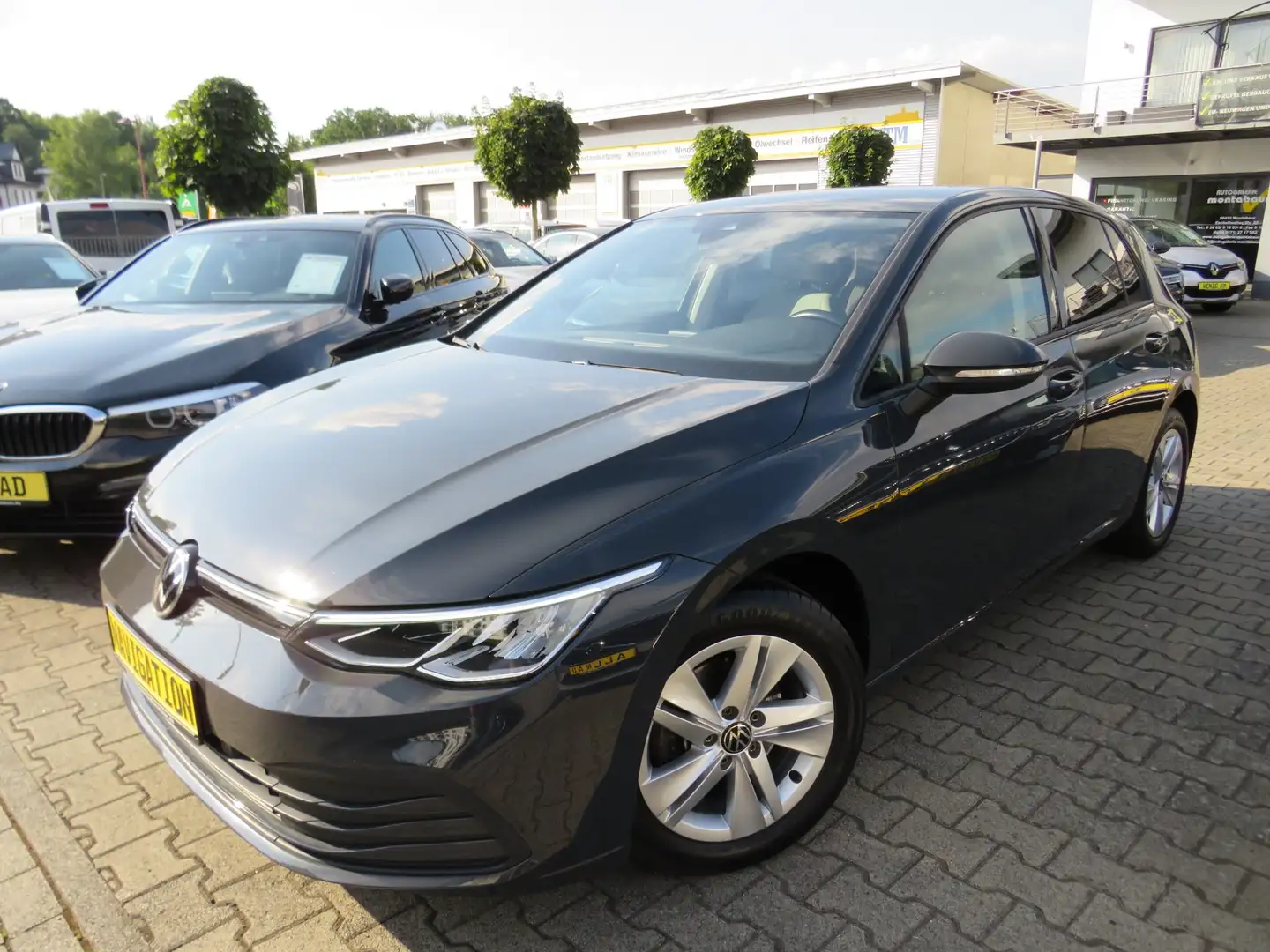Volkswagen Golf VIII 2.0TDI DSG Life *1.HAND *LED *VIRTUAL COCKPIT Gris - 1