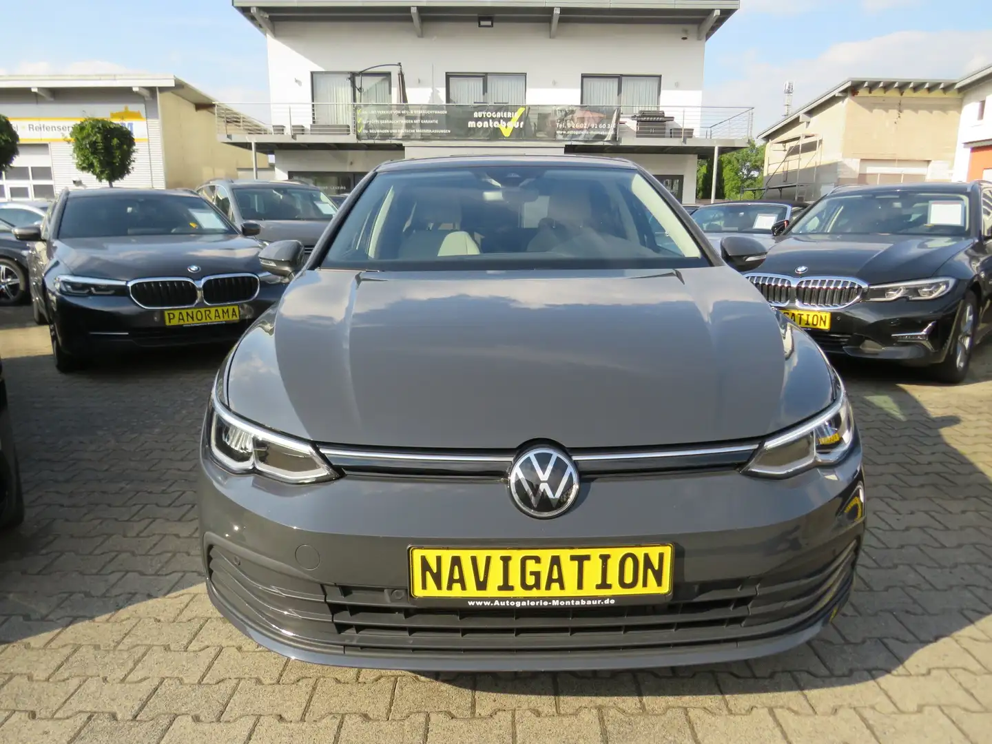 Volkswagen Golf VIII 2.0TDI DSG Life *1.HAND *LED *VIRTUAL COCKPIT Gris - 2