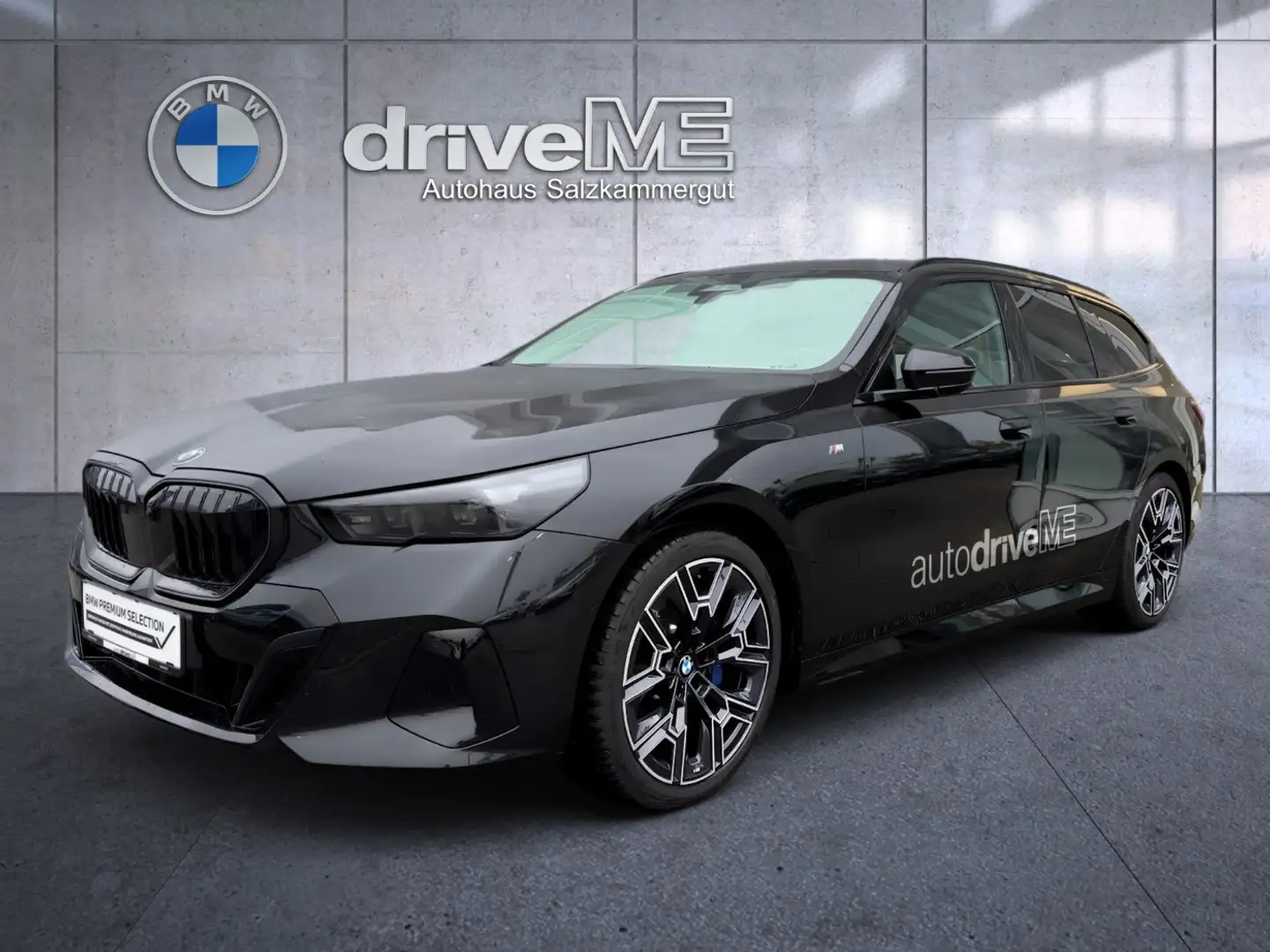 BMW 520 d xDrive Touring M-Sport Schwarz - 2