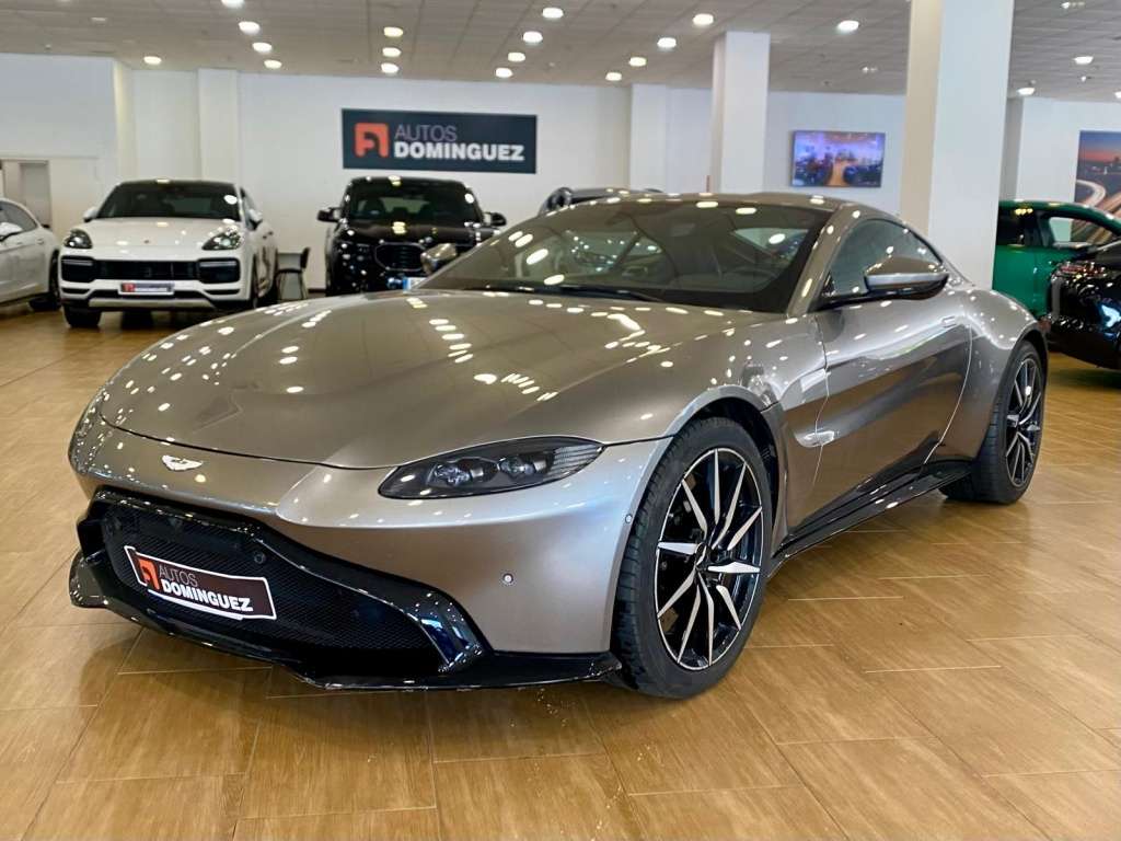 Aston Martin Vantage - foto 1