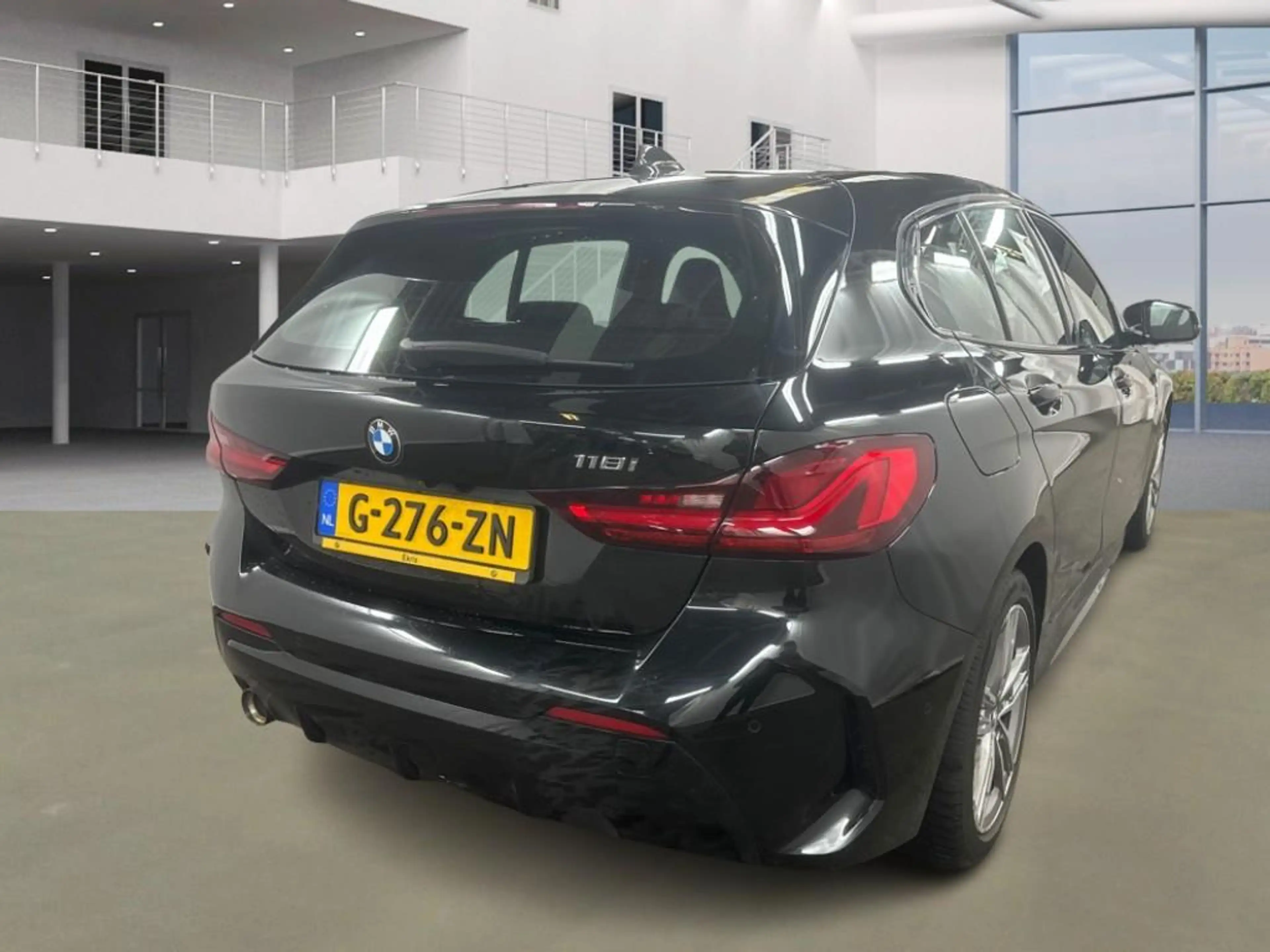 BMW 118 1-serie 118i High Executive Edition M-Sport / NL P — photo 5