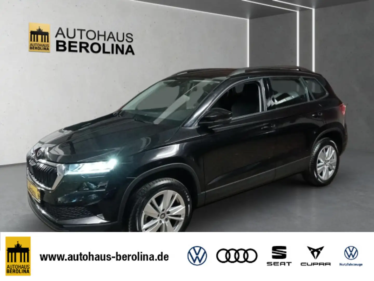 Skoda Karoq 1.5 TSI Selection DSG *R-CAM*Virt.C*PDC* Schwarz - 1