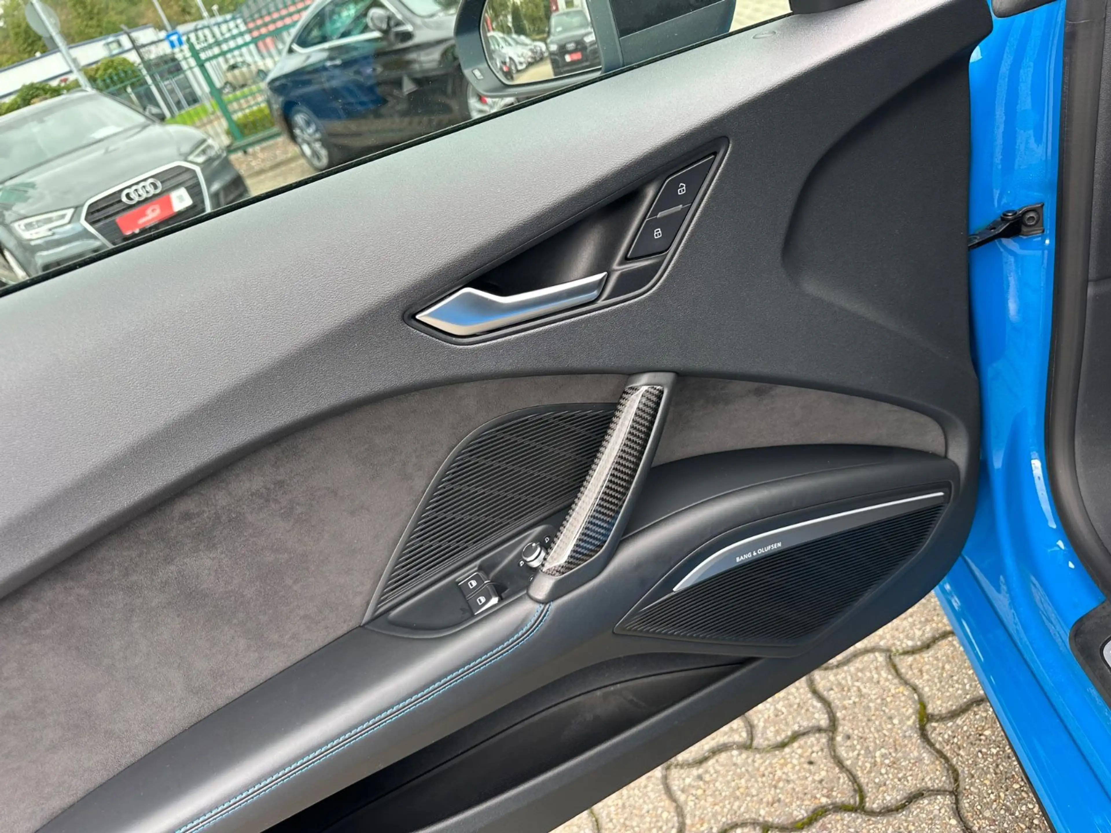 Audi TT S-line Competition 40 TFSI Virt B&0 Carpl 19" — photo 33