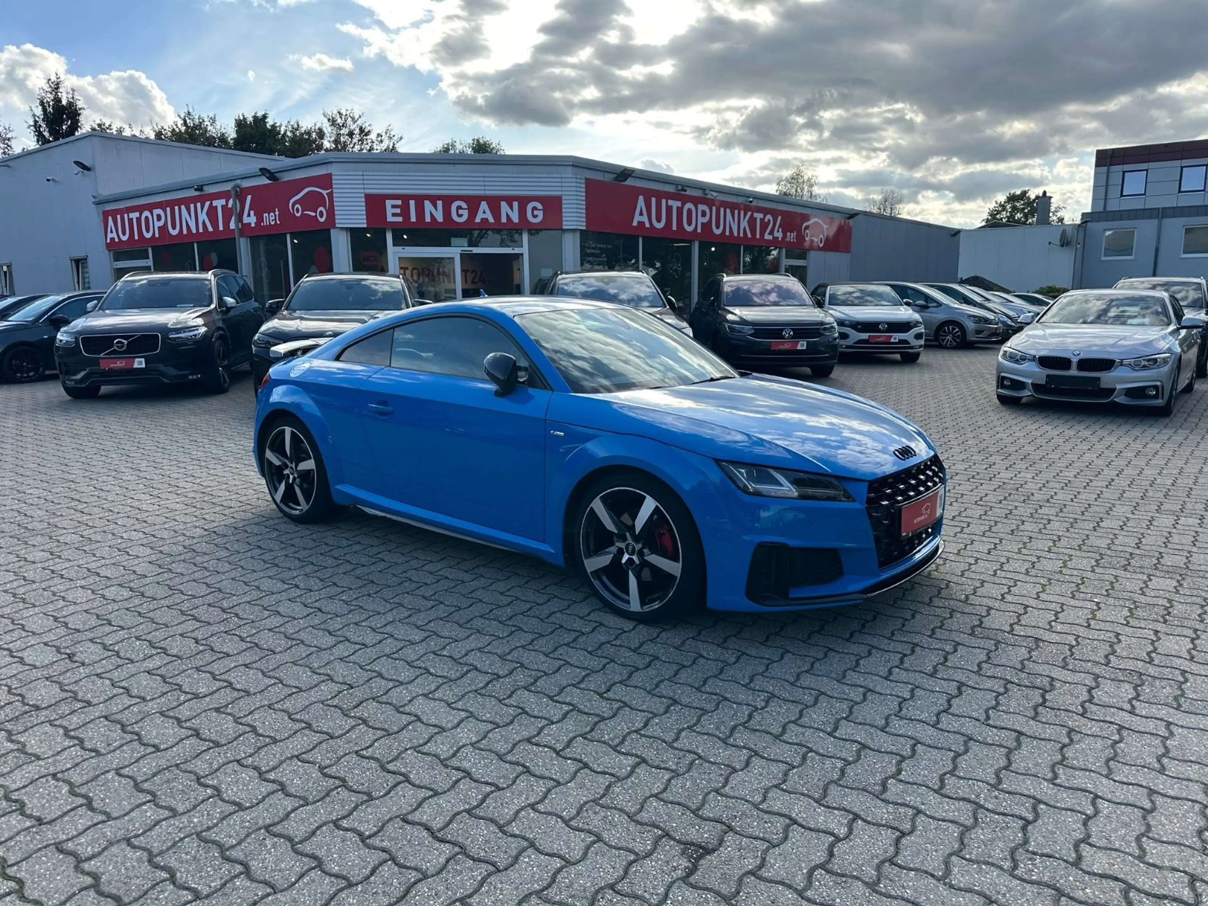 Audi TT S-line Competition 40 TFSI Virt B&0 Carpl 19" — photo 4