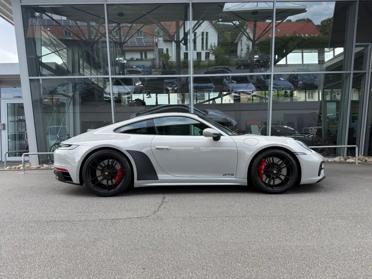Porsche 992 Carrera GTS *Bose*Carbon*Kamera*Schiebedach Grau - 1