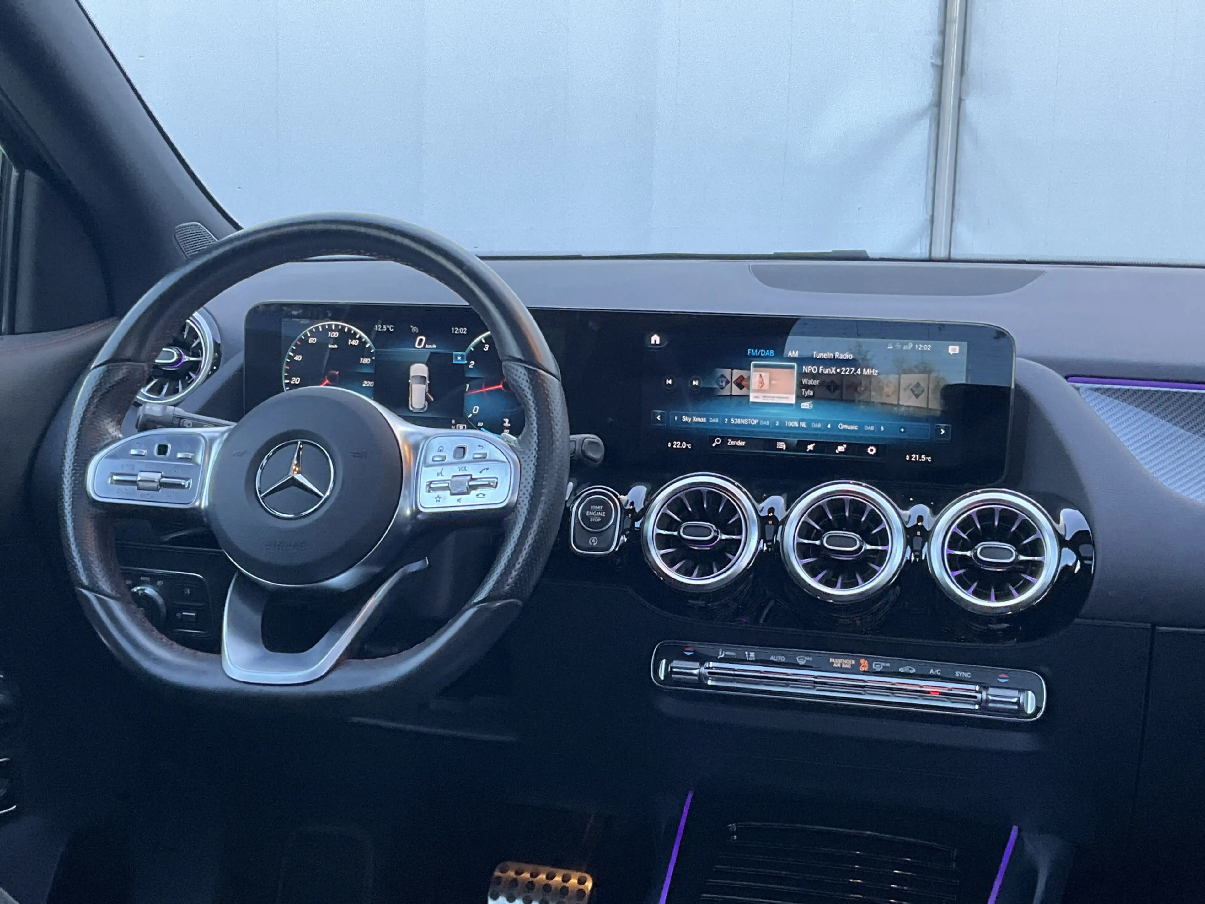 Mercedes-Benz GLA 180 Aut7 Solution AMG Pano.dak Stoel elctr+verw. Carpl — photo 24