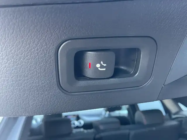 Mercedes-Benz Gla Class view 9