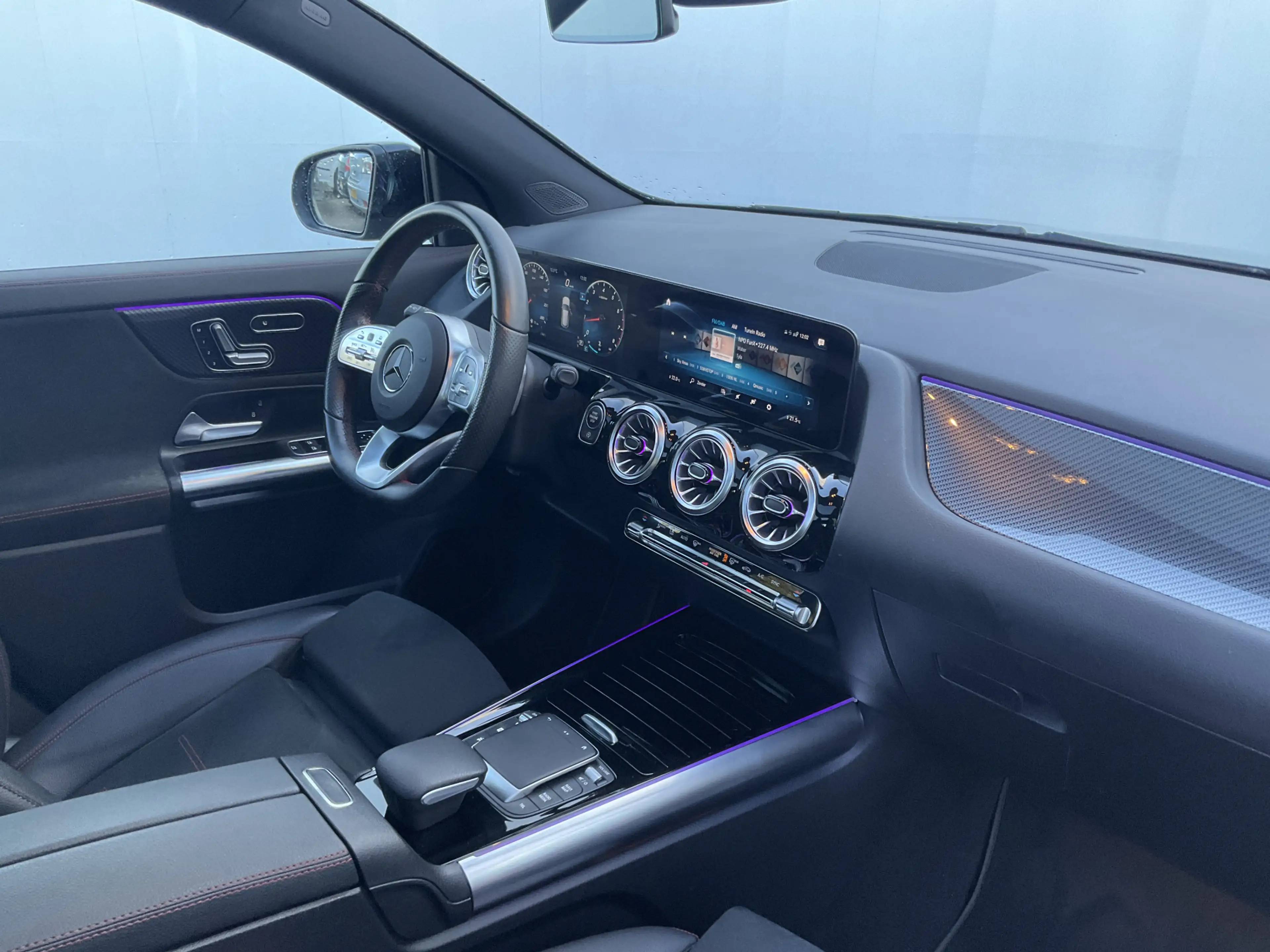 Mercedes-Benz GLA 180 Aut7 Solution AMG Pano.dak Stoel elctr+verw. Carpl — photo 28