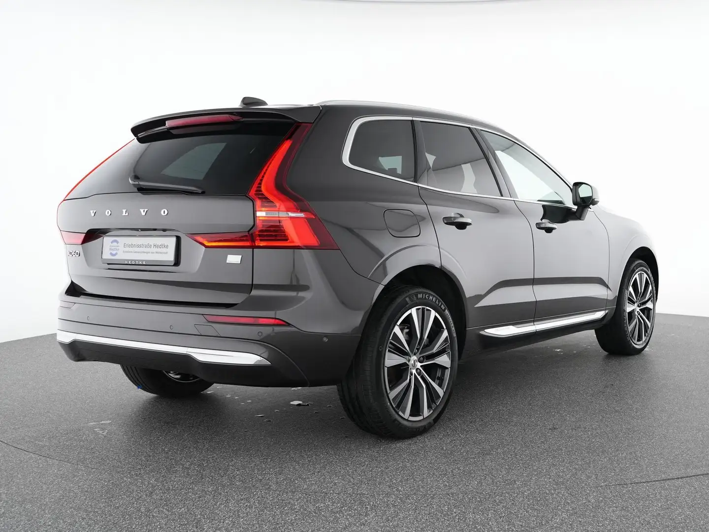 Volvo XC60 T8 Recharge AWD Inscription 21"+H&K+HUD+360 Szary - 2