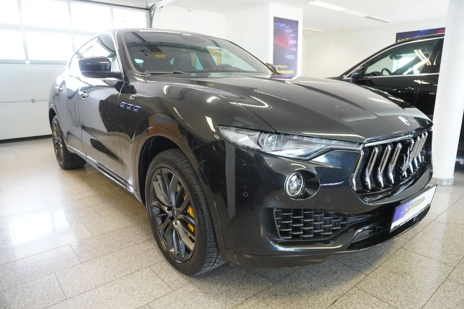 Maserati Levante GT Q4 LED/20“/Nav. Schwarz - 2
