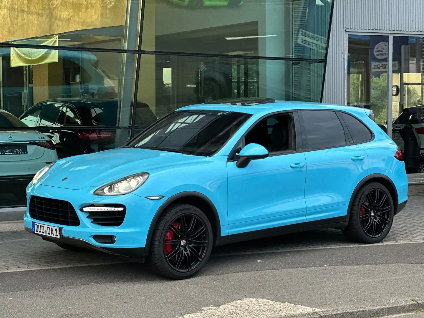 Porsche Cayenne Turbo Miami Blue| 610PS| 900Nm| StHz Noir - 2