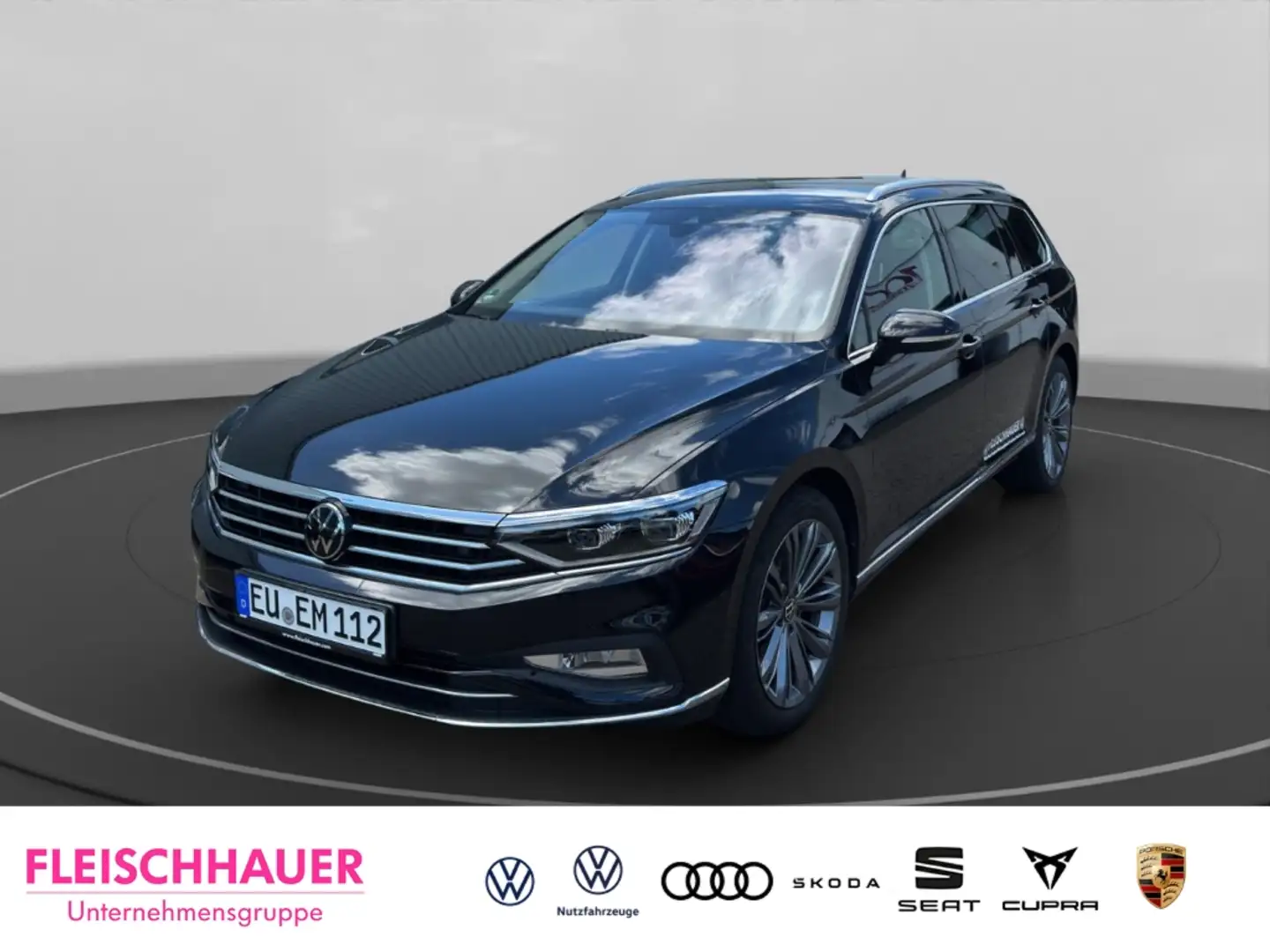 Volkswagen Passat 2.0 TDI Elegance AHK,Navi,Matrix,Rear View Schwarz - 1