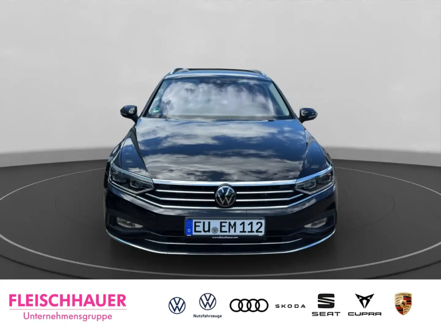 Volkswagen Passat 2.0 TDI Elegance AHK,Navi,Matrix,Rear View Schwarz - 2