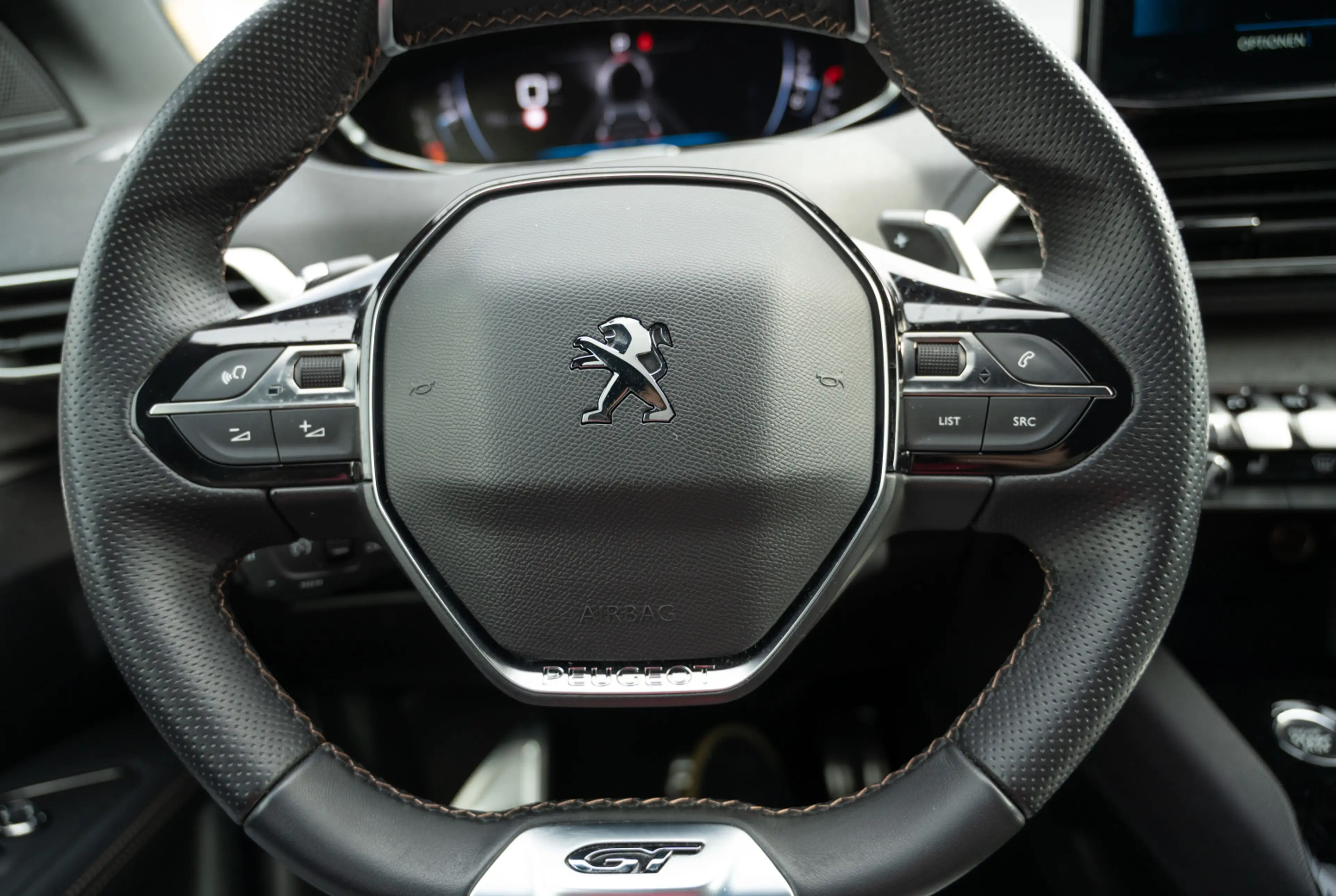 Peugeot 3008 GT1.2 PureTech 130 EAT8 *ELEKT. HECKKLAPPE*360° KAMERA* — photo 14