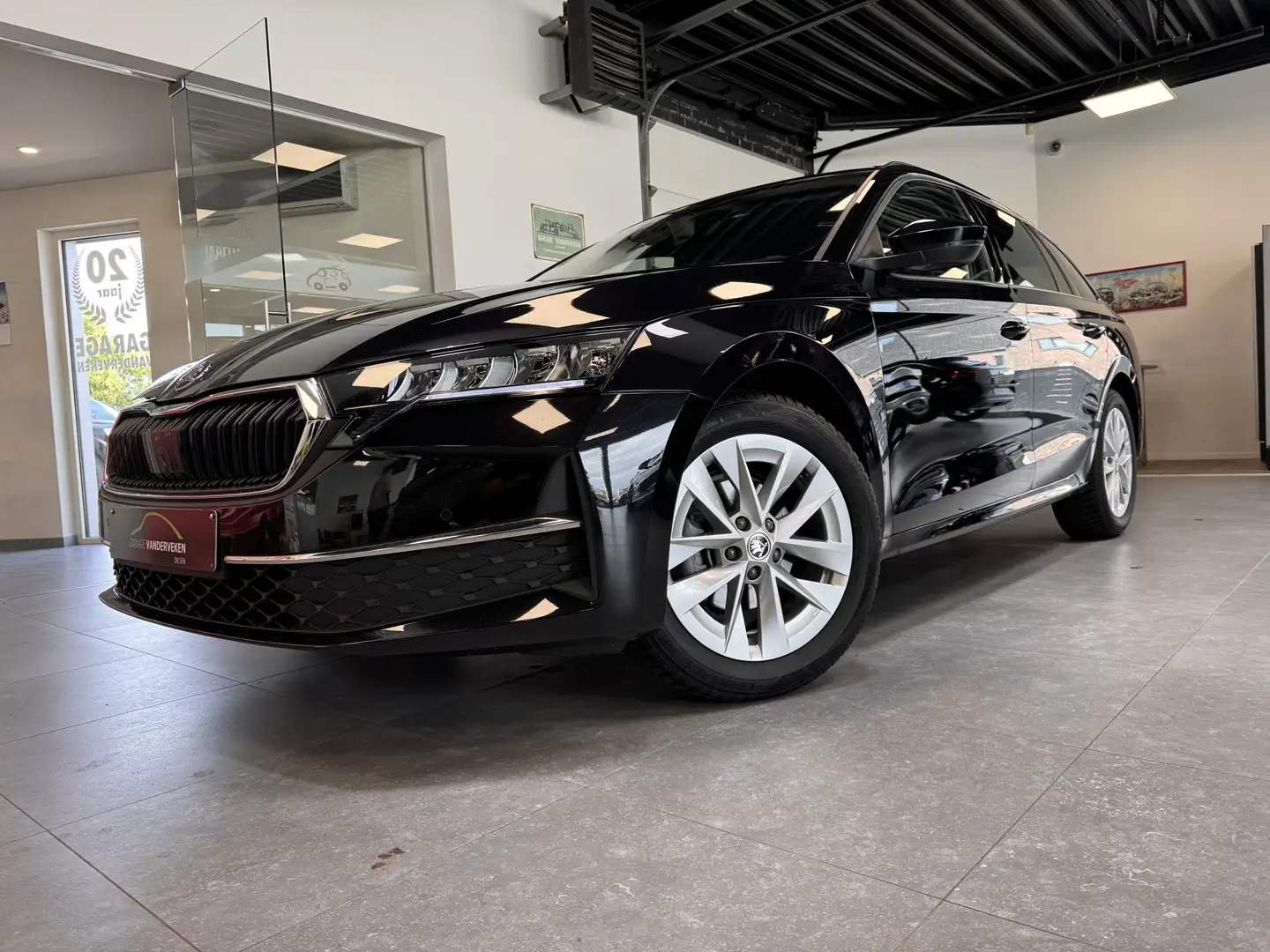Skoda Octavia Octavia Combi 1.5 TSI mHEV DSG * camera * - 1