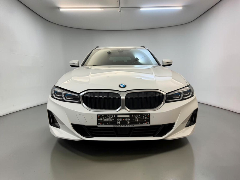 BMW 318 d T Shadow-Line AHK*HEADUP*ADAPTIV LED*KOMFOR — photo 2