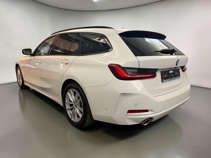 BMW 318 d T Shadow-Line AHK*HEADUP*ADAPTIV LED*KOMFOR — photo 5