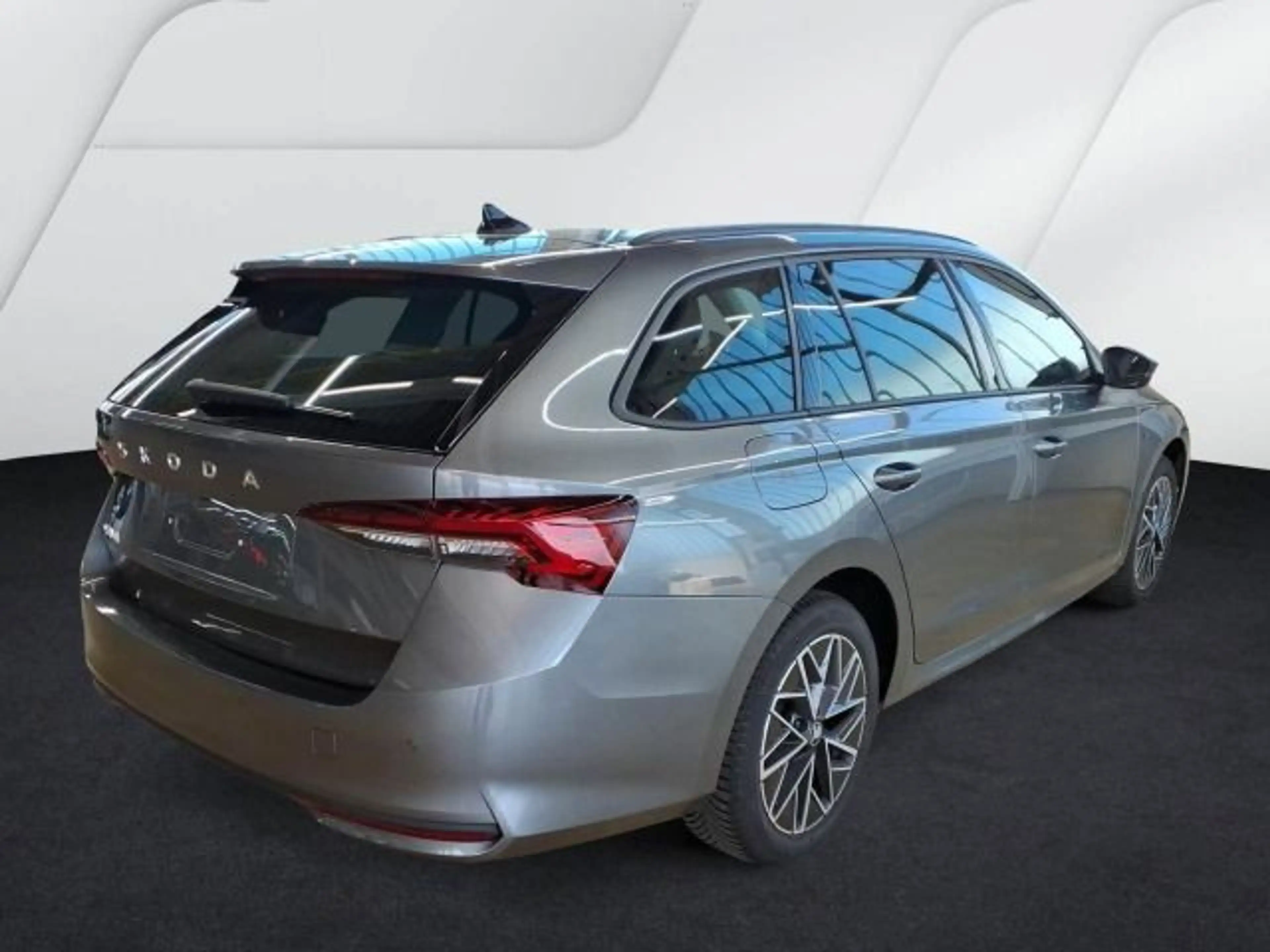 Skoda Octavia Combi 2.0 TDI DSG MATRIX+NAVI+AHK+CANTON — photo 2