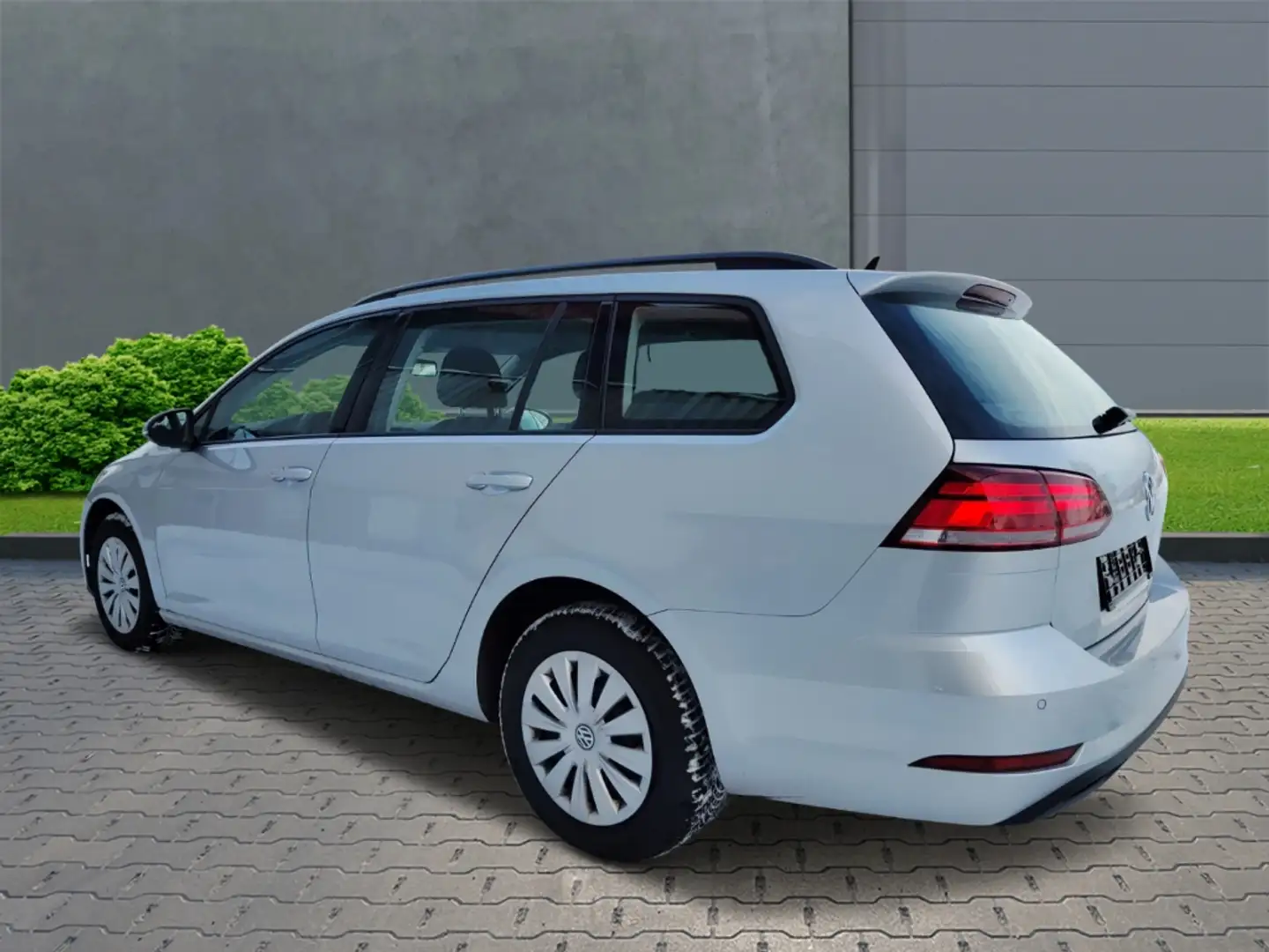 Volkswagen Golf Variant VII Trendline 1.6 TDI+Navi+Klimaautomatik Silber - 2