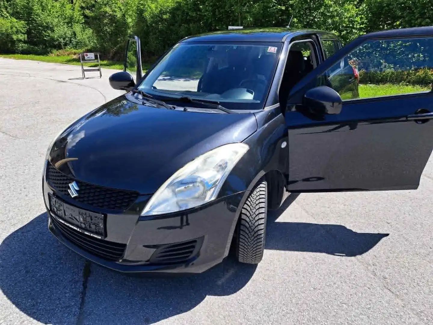 Suzuki Swift Suzuki Swift 1,2 GL Special | Pickerl bis 10.2026 + 4 Monate Schwarz - 2