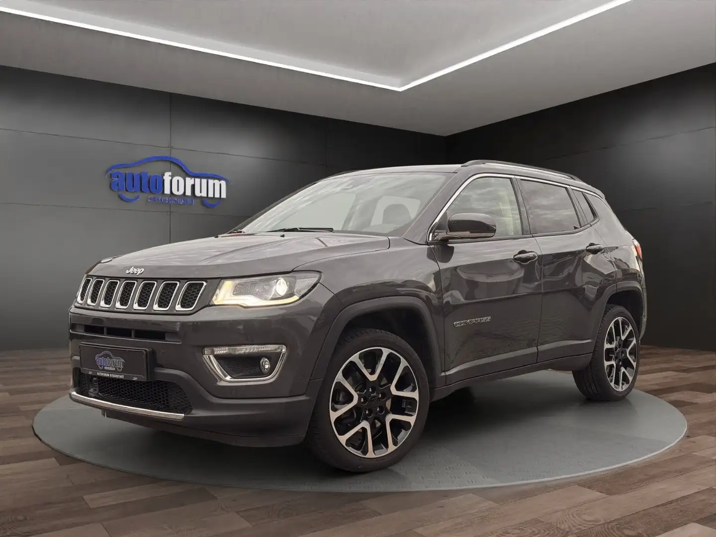 Jeep Compass Limited 4WD AHK°ACC°PANO°SITZKLIMA°XENON Gris - 1