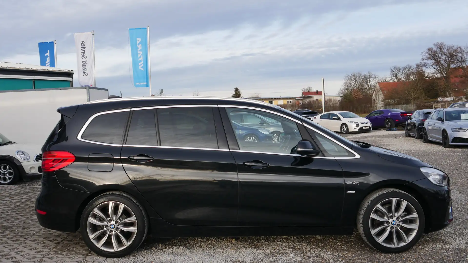 BMW 218 218 d Automatik Euro 6 LED Sitzheiz Klima Navi AUX Noir - 2