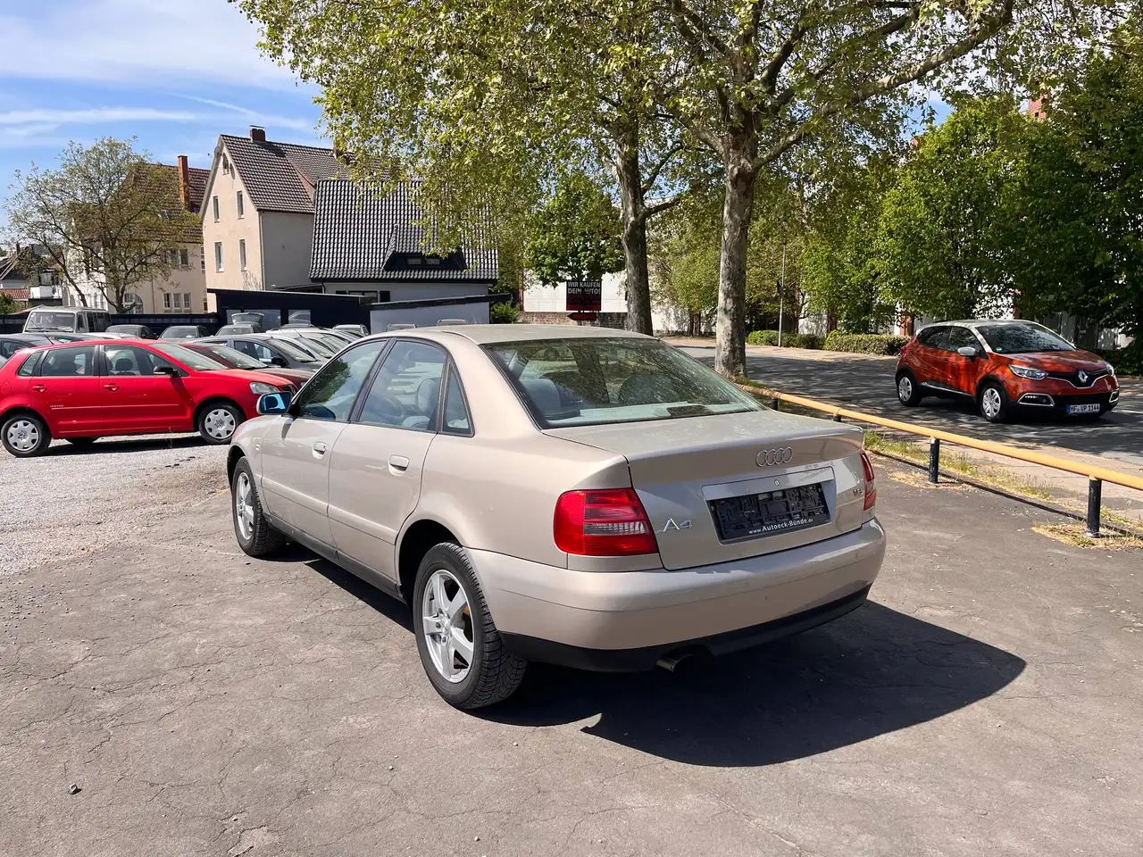 Audi A4 1.8*AUTOMATIK*KLIMATRONIC*XENON*TÜV/AU*09/2028*, foto 4