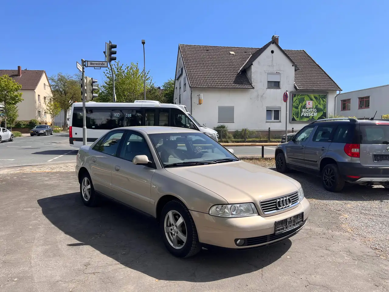 Audi A4 1.8*AUTOMATIK*KLIMATRONIC*XENON*TÜV/AU*09/2028*, foto 8