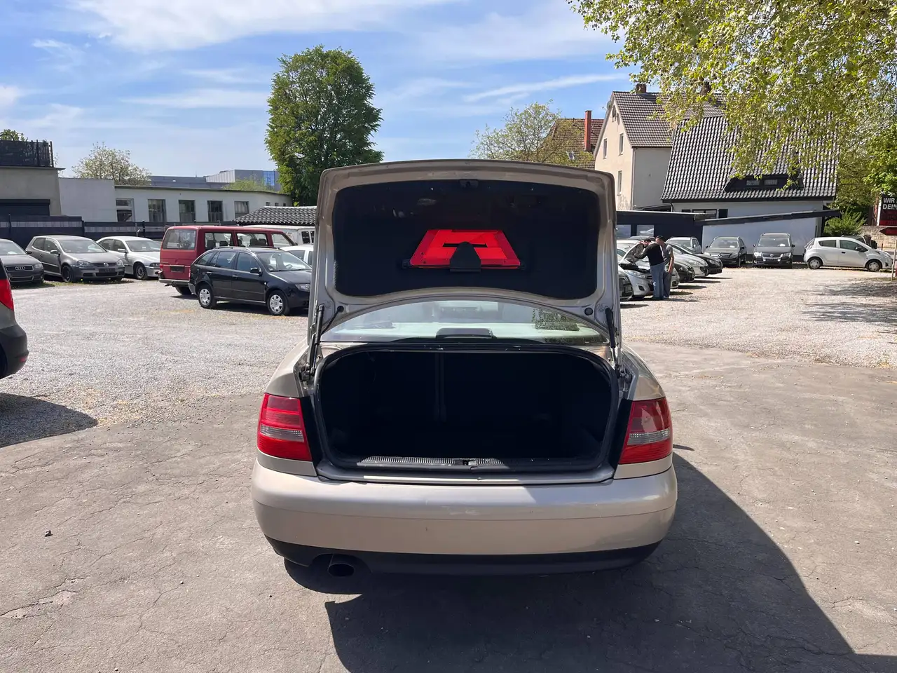 Audi A4 1.8*AUTOMATIK*KLIMATRONIC*XENON*TÜV/AU*09/2028*, foto 9