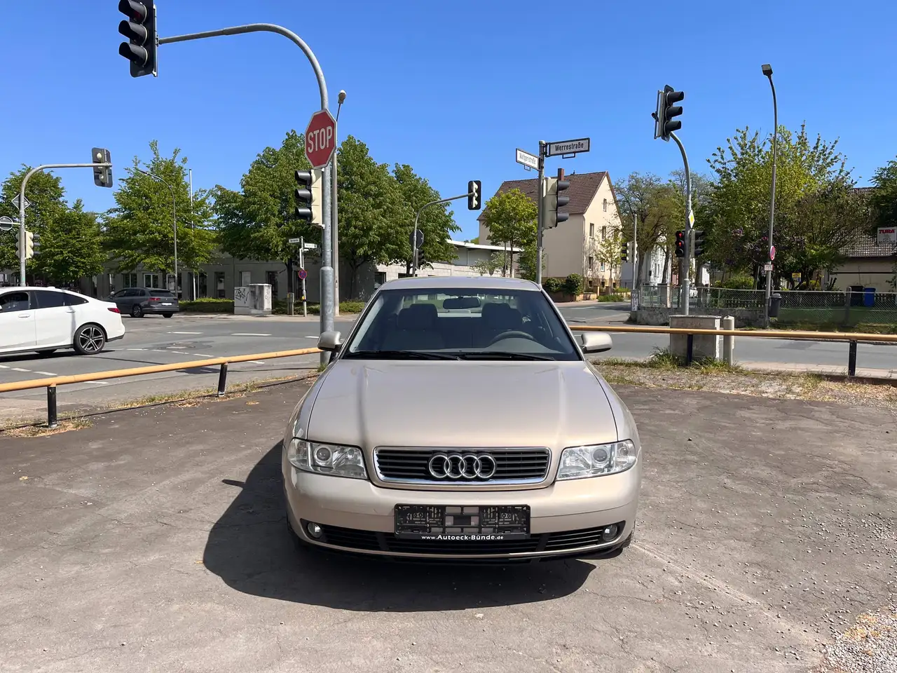 Audi A4 1.8*AUTOMATIK*KLIMATRONIC*XENON*TÜV/AU*09/2028*, foto 2