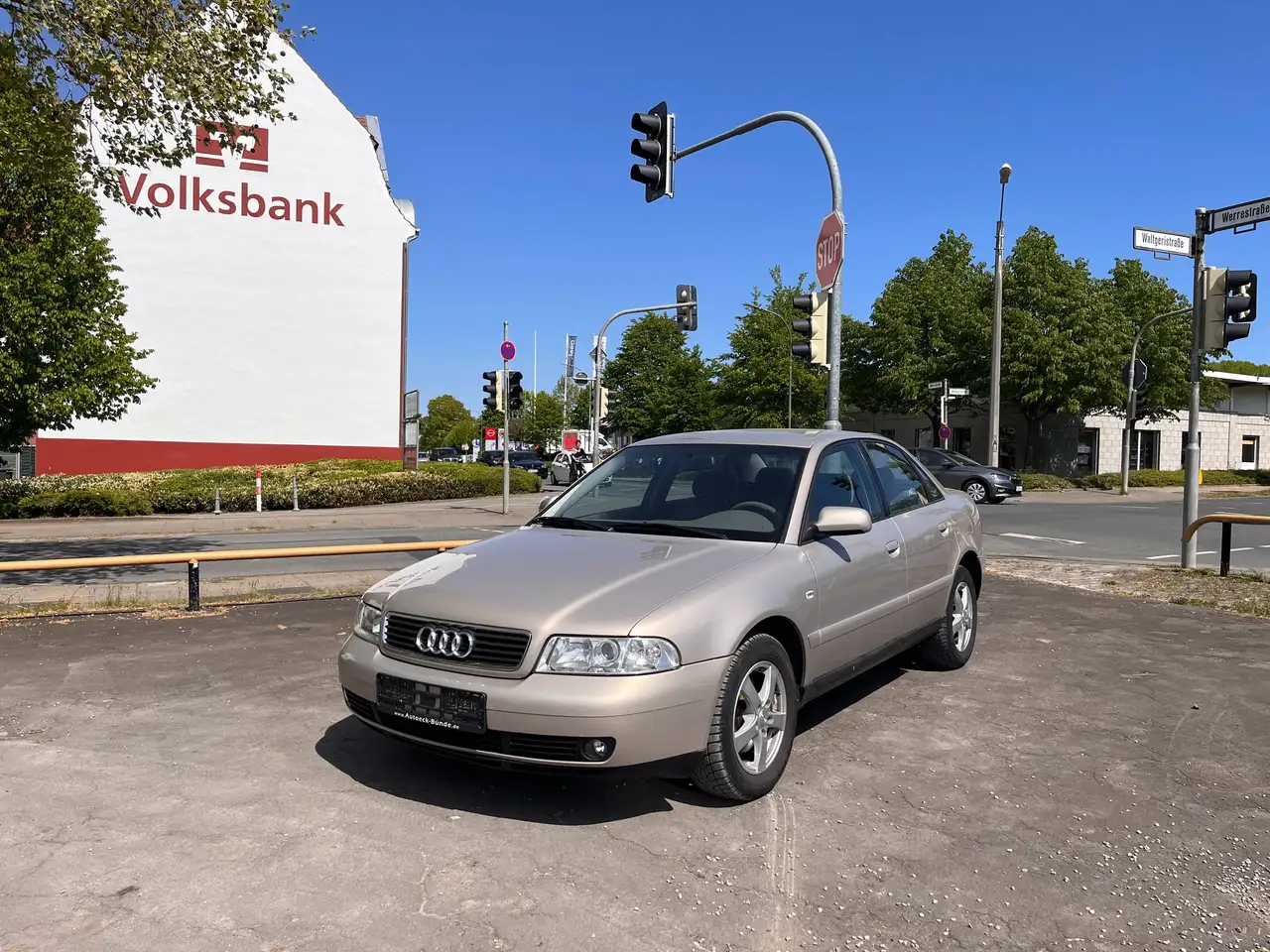 Audi A4 1.8*AUTOMATIK*KLIMATRONIC*XENON*TÜV/AU*09/2028*, foto 1