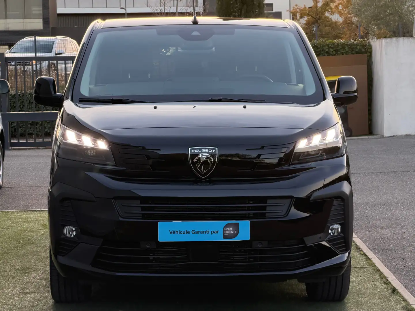 Peugeot Traveller M 2.0 BlueHDi 180ch S&S EAT8 Business Pack TVA Noir - 2