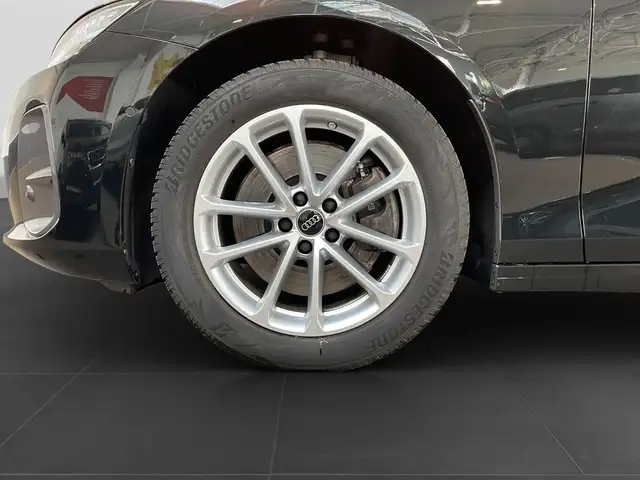 Audi A6 view 7