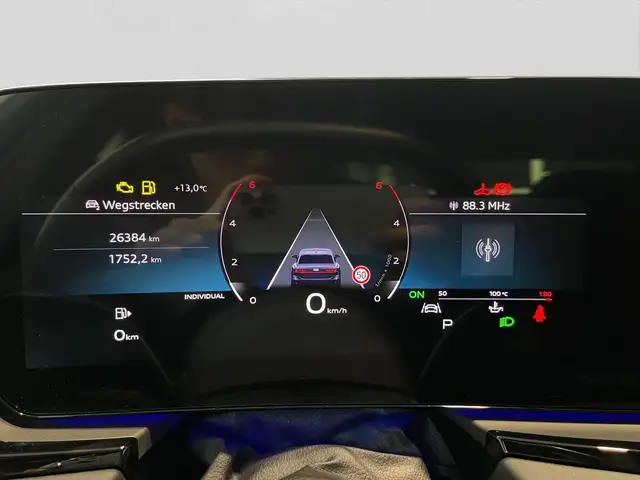 Audi A6 view 10